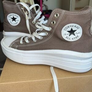 Brown Chuck Taylor Converse Platform shoes